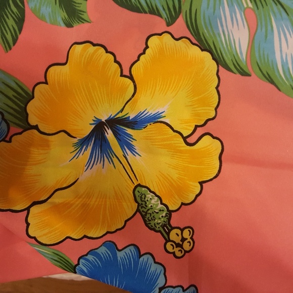 SARONG - Picture 2 of 5